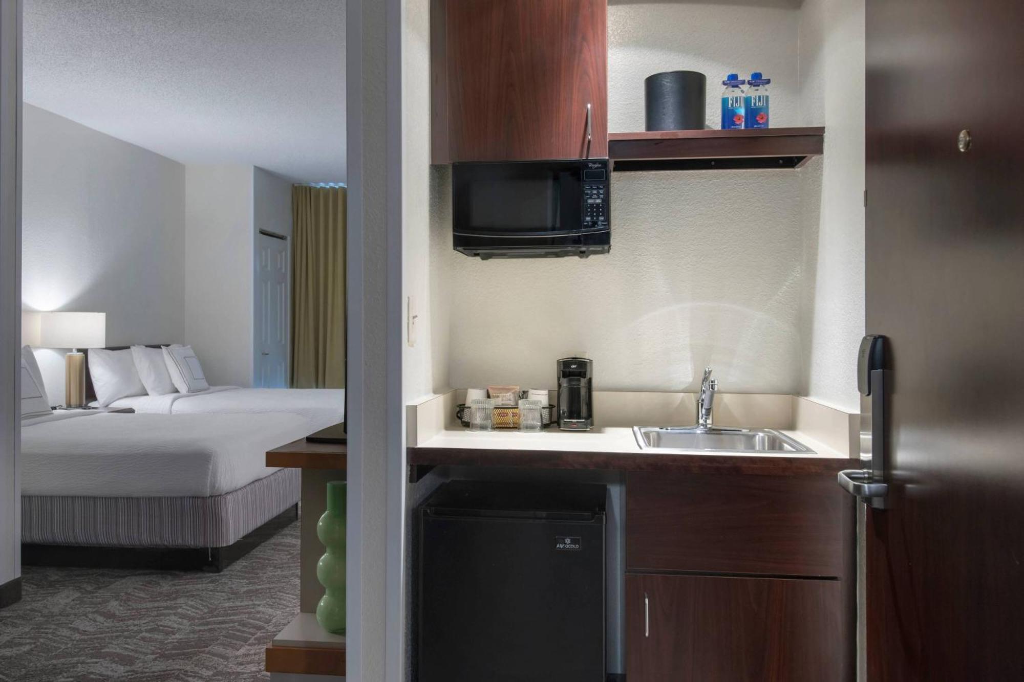 Springhill Suites Danbury Exterior foto